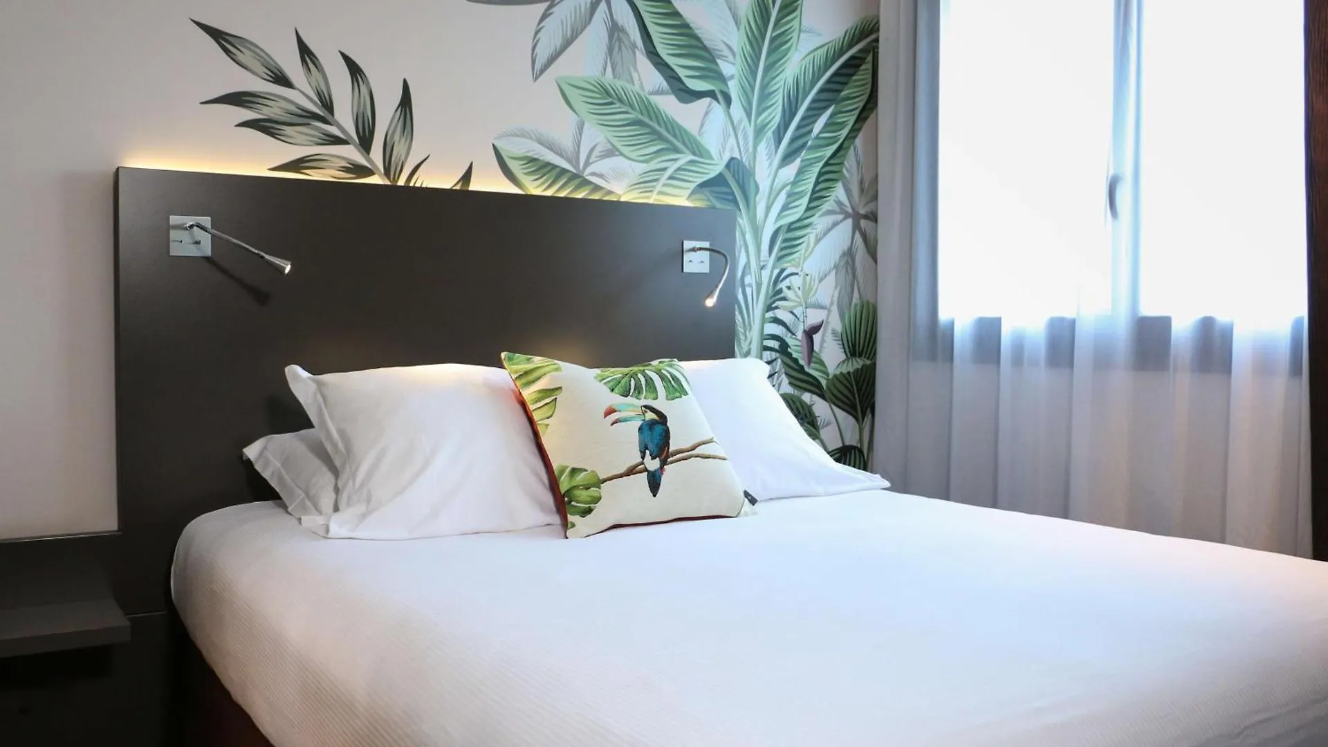Best Western Plus Hotel & Spa De שאסיו 4*,  צרפת